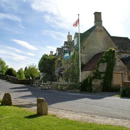 The Swan Inn Swinbrook Burford Extérieur photo