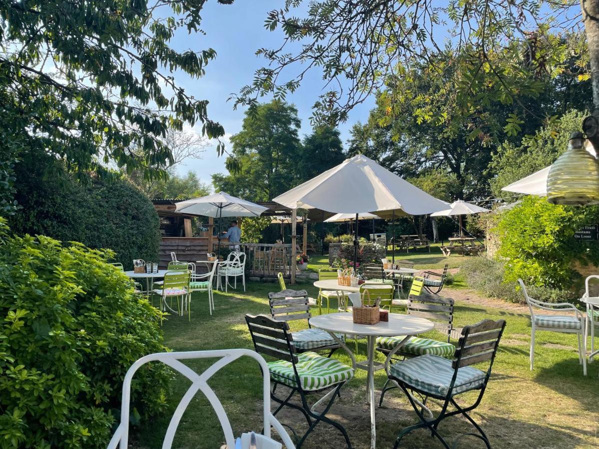 The Swan Inn Swinbrook Burford Extérieur photo