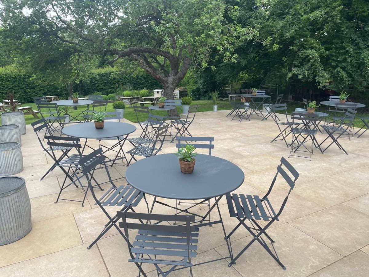 The Swan Inn Swinbrook Burford Extérieur photo