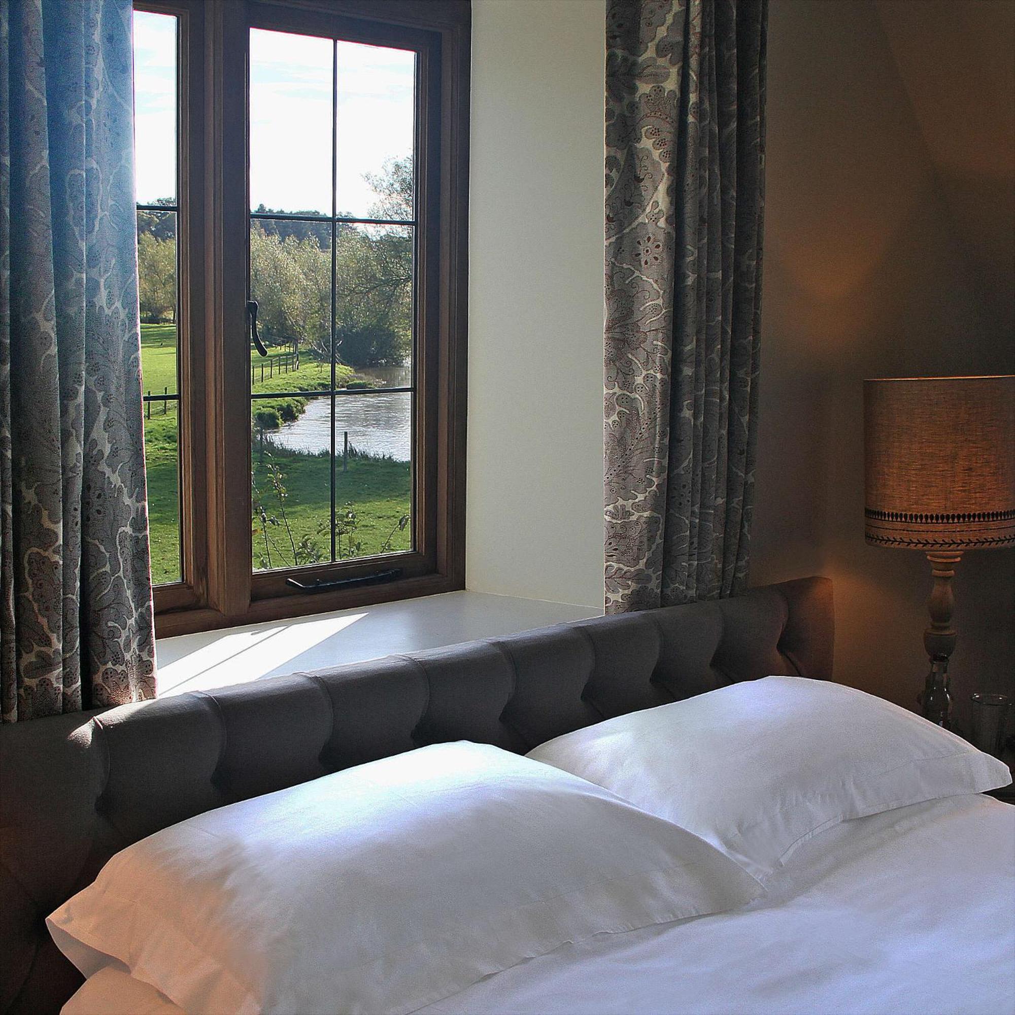 The Swan Inn Swinbrook Burford Extérieur photo
